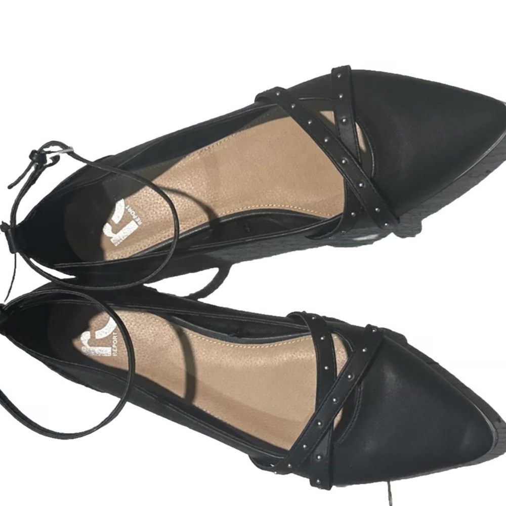 Report Black Flats SZ US 11m Women's
Slightly used